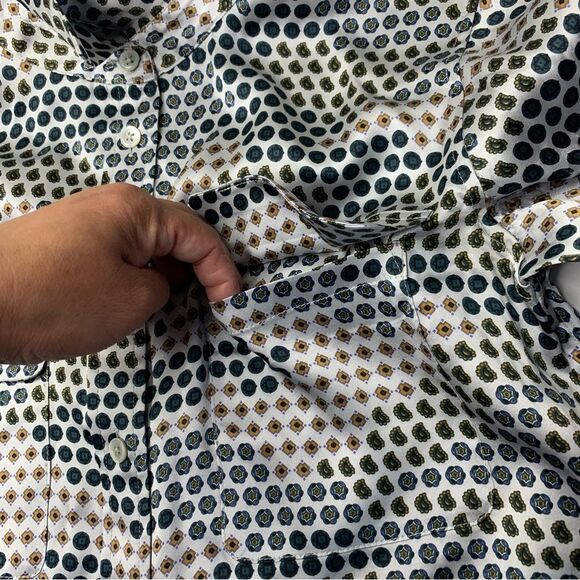 Equipment Femme Slim Signature Button Up Shirt - Picture 7 of 13